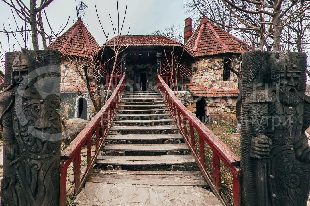 Комплекс Беловодье в Лаго-Наки 11