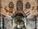 Свято-Успенский храм, Живоносный источник
