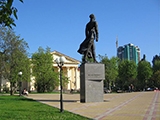 Памятник Н.А. Островскому