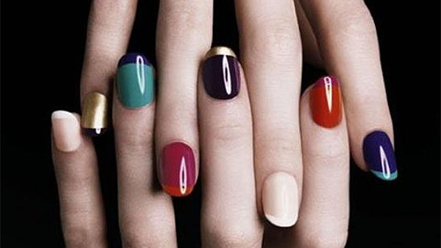 Горячий маникюр всего за 4200!