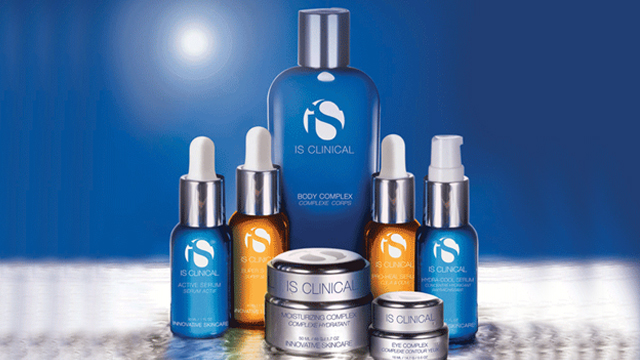 «Grand Prix» представляет:  21 марта  ДЕНЬ КЛИЕНТА на косметике Is CLINICAL !