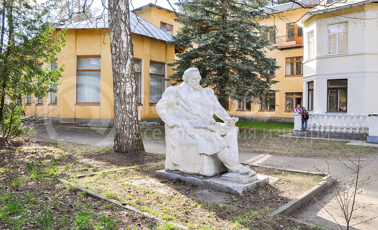 Памятник М.И. Глинке